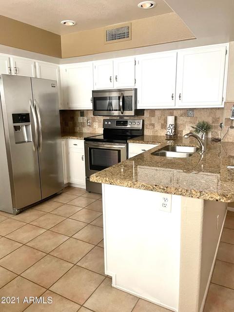 4611 E St John Rd, Phoenix, AZ 85032 photo 4