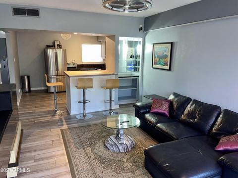 353 E Thomas Rd #C204, Phoenix, AZ 85012 photo 2