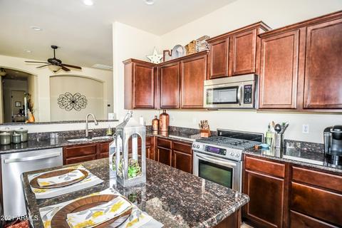 8825 E Ivy Cir, Mesa, AZ 85207 photo 5