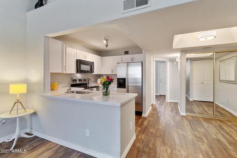 1025 E Highland Ave #24, Phoenix, AZ 85014 photo 3