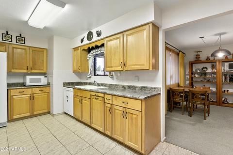 6320 Ellis St, Mesa, AZ 85205 photo 9