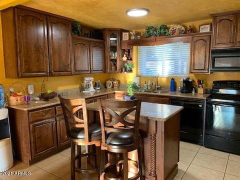 3038 N 40th Dr, Phoenix, AZ 85019 photo 3