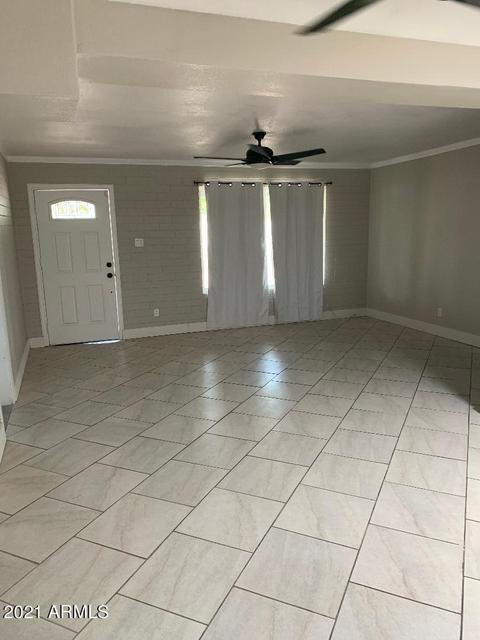 907 E Vineyard Rd E, Phoenix, AZ 85042 photo 3