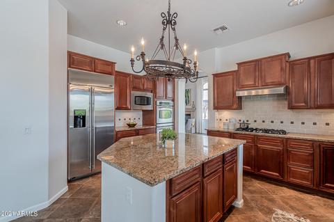 3703 E Crest Ln, Phoenix, AZ 85050 photo 27