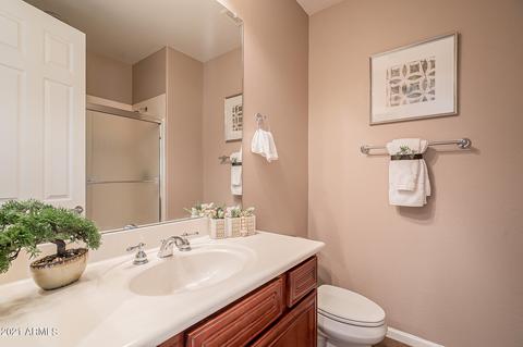 3703 E Crest Ln, Phoenix, AZ 85050 photo 35