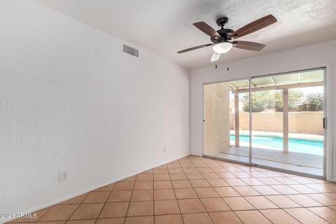 703 E Holmes Ave, Mesa, AZ 85204 photo 9