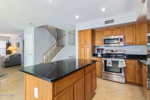 527 E Sherri Dr, Gilbert, AZ 85296 photo 21