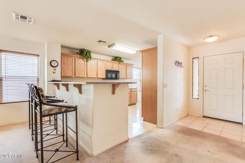 6826 S 36th Ln, Phoenix, AZ 85041 photo 8