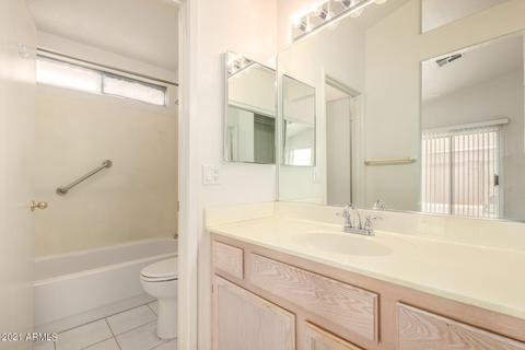 3215 E Menadota Dr, Phoenix, AZ 85050 photo 19