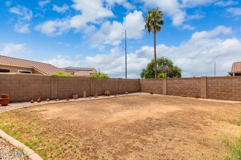3215 E Menadota Dr, Phoenix, AZ 85050 photo 23
