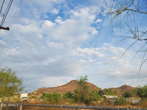 1323 E Carol Ave, Phoenix, AZ 85020 photo 2