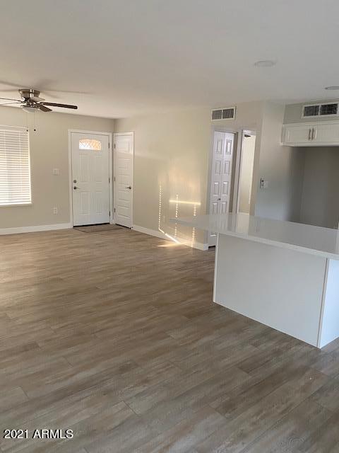 3429 E Laurel Ln E, Phoenix, AZ 85028 photo 10