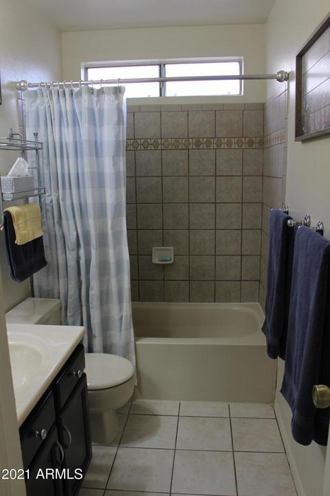 943 E Oraibi Dr, Phoenix, AZ 85024 photo 4