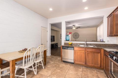 3275 E Tulsa St, Gilbert, AZ 85295 photo 16