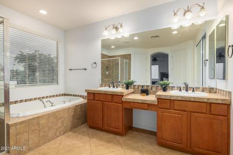 2487 E Ficus Way, Gilbert, AZ 85298 photo 17