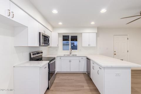 709 N Cedar St, Gilbert, AZ 85233 photo 12