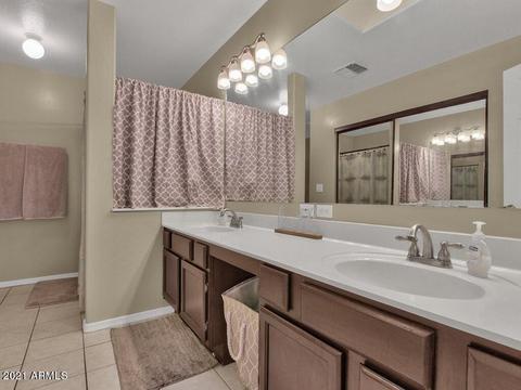 525 N Cobblestone St, Gilbert, AZ 85234 photo 18