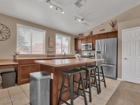 525 N Cobblestone St, Gilbert, AZ 85234 photo 11