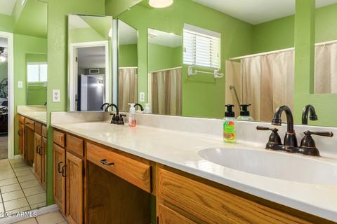 2410 Evergreen St, Mesa, AZ 85213 photo 12