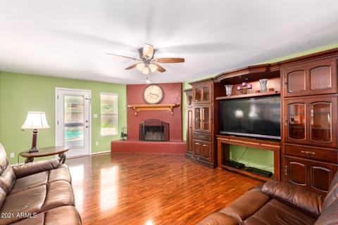 2410 Evergreen St, Mesa, AZ 85213 photo 2