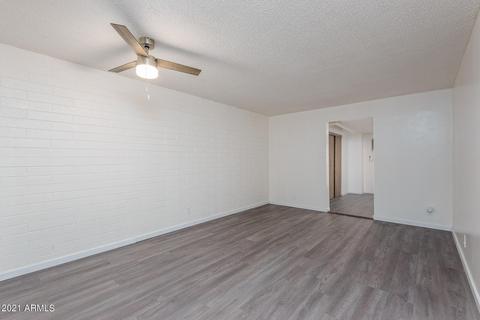 4810 N 71st Ln N, Phoenix, AZ 85033 photo 6