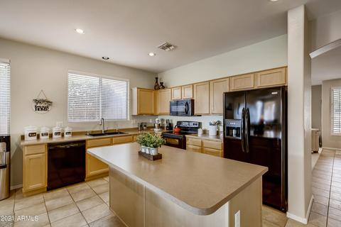 16618 S 18th Dr, Phoenix, AZ 85045 photo 7