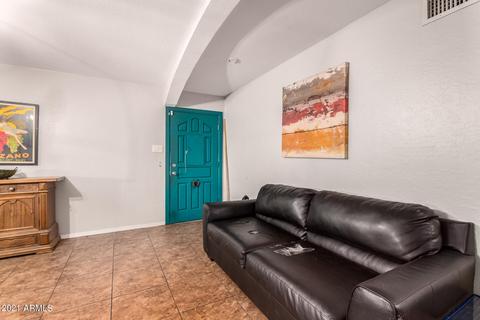 3002 N 59th Dr, Phoenix, AZ 85033 photo 6