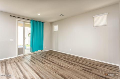 968 S Olympic Dr, Gilbert, AZ 85296 photo 12