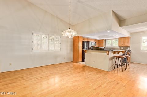 817 E Meadow Ln, Phoenix, AZ 85022 photo 11