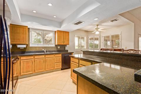 817 E Meadow Ln, Phoenix, AZ 85022 photo 8