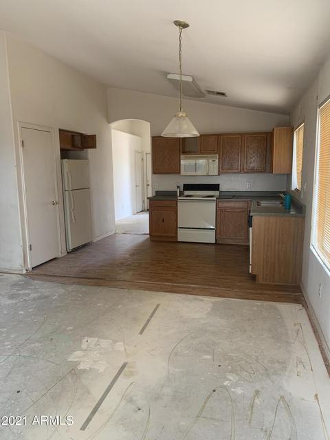 983 E Greenlee Ave, Apache Junction, AZ 85119 photo 9