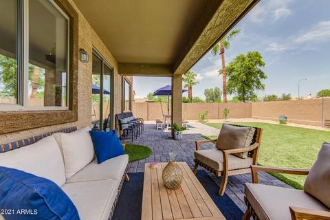 992 E Taurus Pl, Chandler, AZ 85249 photo 7