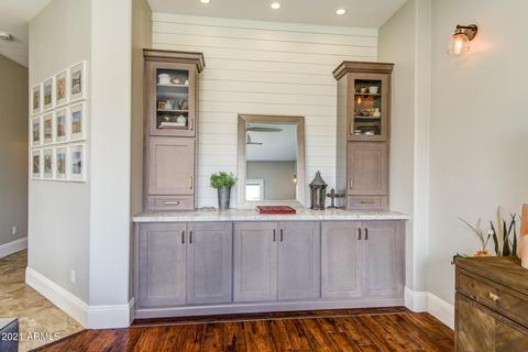 992 E Taurus Pl, Chandler, AZ 85249 photo 8