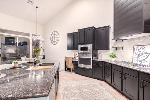 8156 E Sienna St, Mesa, AZ 85207 photo 5