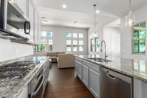 3726 E Stiles Ln, Gilbert, AZ 85295 photo 9