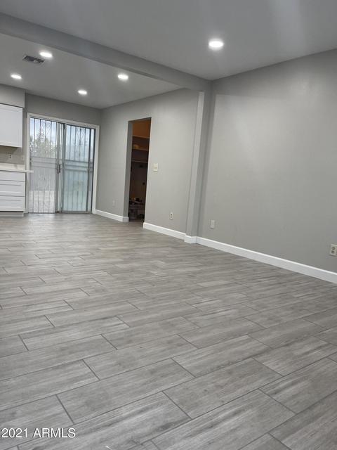 8617 S 9th St, Phoenix, AZ 85042 photo 4