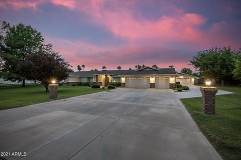 1402 E Mesquite St, Gilbert, AZ 85296 photo 3