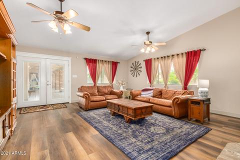 1402 E Mesquite St, Gilbert, AZ 85296 photo 27