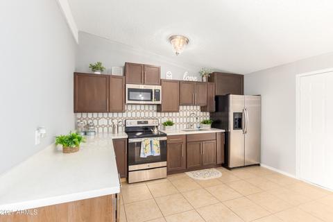 6952 W Avalon Dr, Phoenix, AZ 85033 photo 10