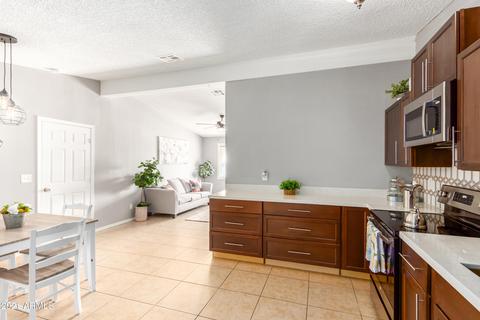 6952 W Avalon Dr, Phoenix, AZ 85033 photo 12