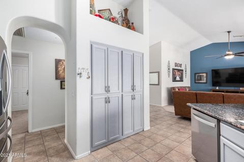 299 E Betsy Ln, Gilbert, AZ 85296 photo 17