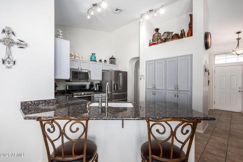 299 E Betsy Ln, Gilbert, AZ 85296 photo 14