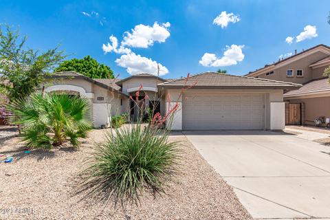 299 E Betsy Ln, Gilbert, AZ 85296 photo 1