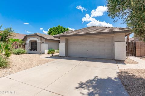 299 E Betsy Ln, Gilbert, AZ 85296 photo 2
