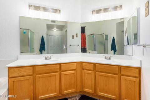 299 E Betsy Ln, Gilbert, AZ 85296 photo 24