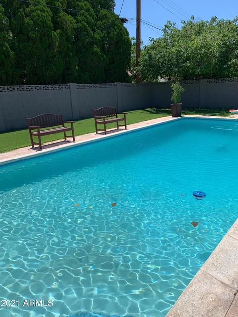 339 E Orange Dr, Phoenix, AZ 85012 photo 12