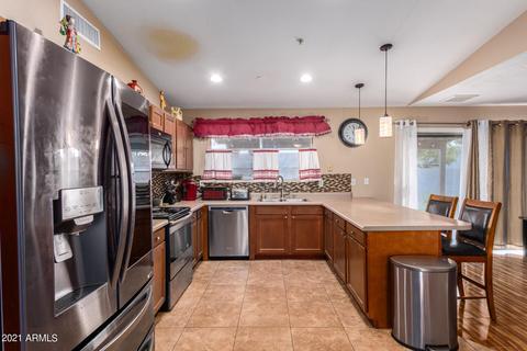 4849 E Desert View Dr, Phoenix, AZ 85044 photo 8