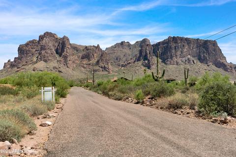 5806 E Reavis St, Apache Junction, AZ 85119 photo 4