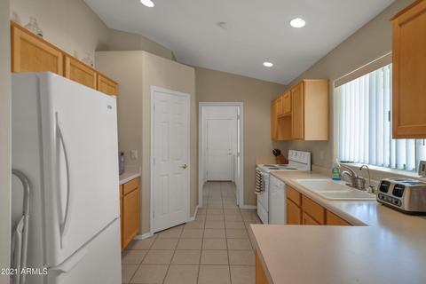 5806 E Reavis St, Apache Junction, AZ 85119 photo 6