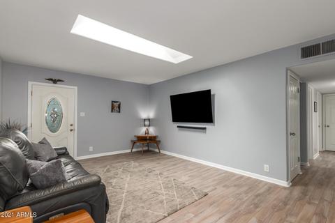 850 W Mitchell Dr, Phoenix, AZ 85013 photo 5